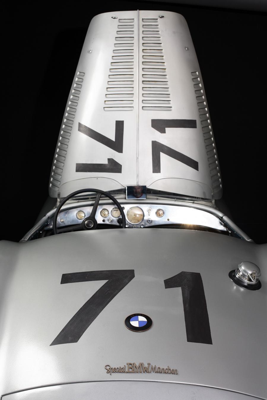 Детали экстерьера BMW 328 Bugelfalten Mille Miglia (85032) 1939 года  (фото 50 из 74)